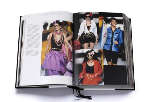 Chanel Catwalk Complete Fashion Collections Book